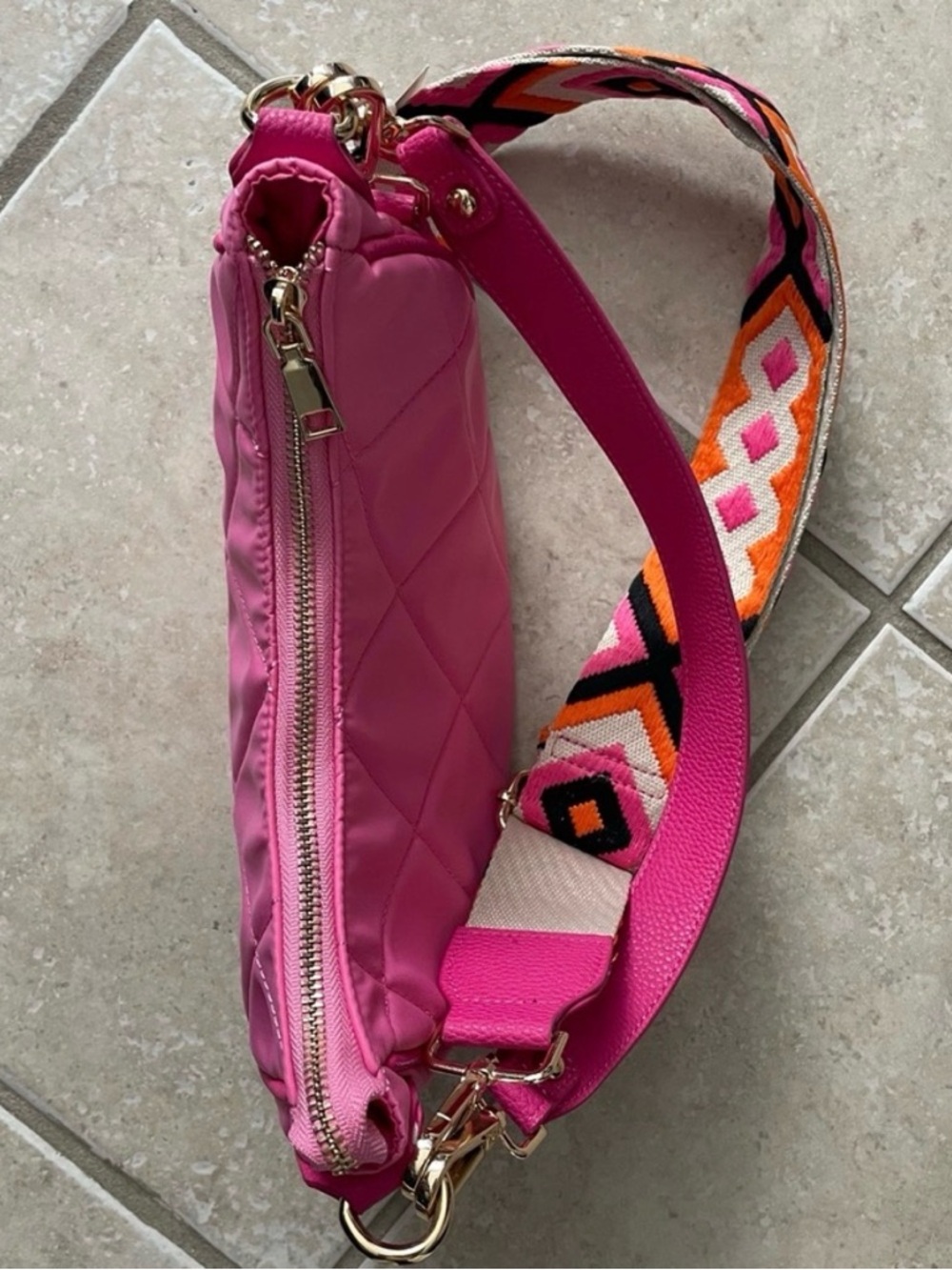 Shiraleah Kendra Crossbody Bag Bright Pink - Picture 4 of 9